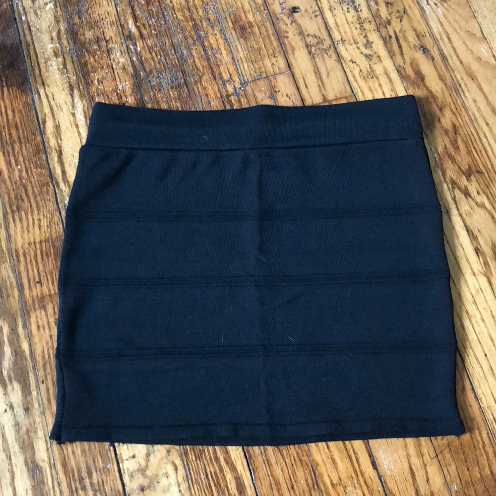 Ribbed Body Con Mini Skirt *WILL BE DONATED SOON*